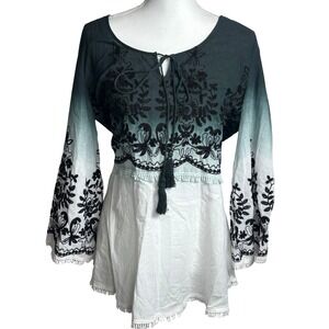 Monoreno Embroidered Top Sz XL White Emerald Ombre Boho NWT